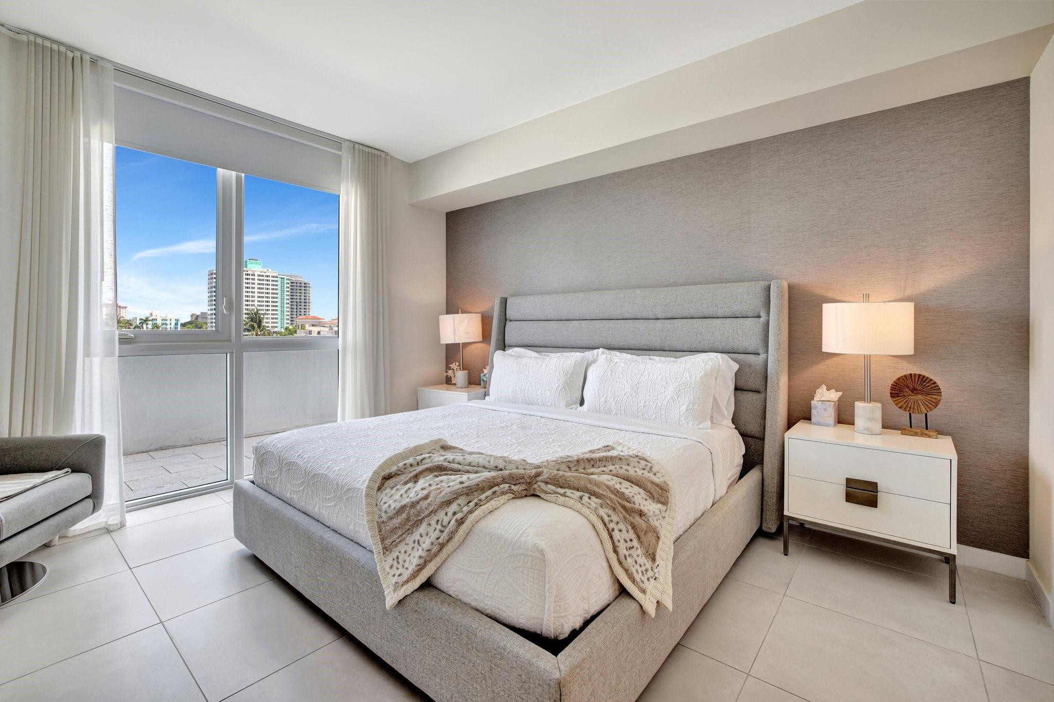 401 North Birch Road, Unit 413 Fort Lauderdale, FL 33304 - Photo 3 of 38 Photo 3