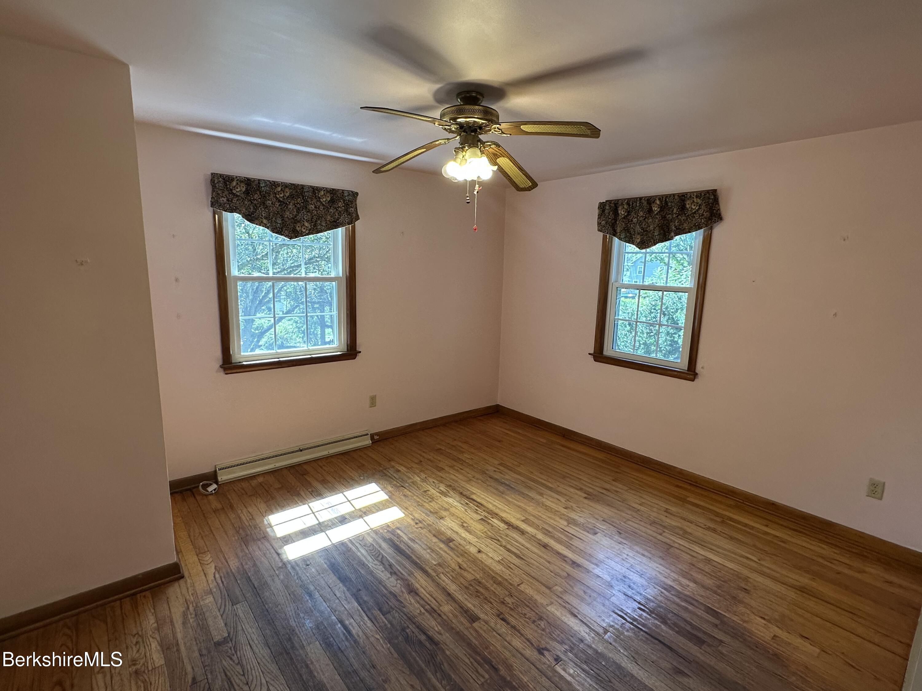 40 Stringer Avenue Lee, MA 01238 - Photo 13 of 63 IMG_4026