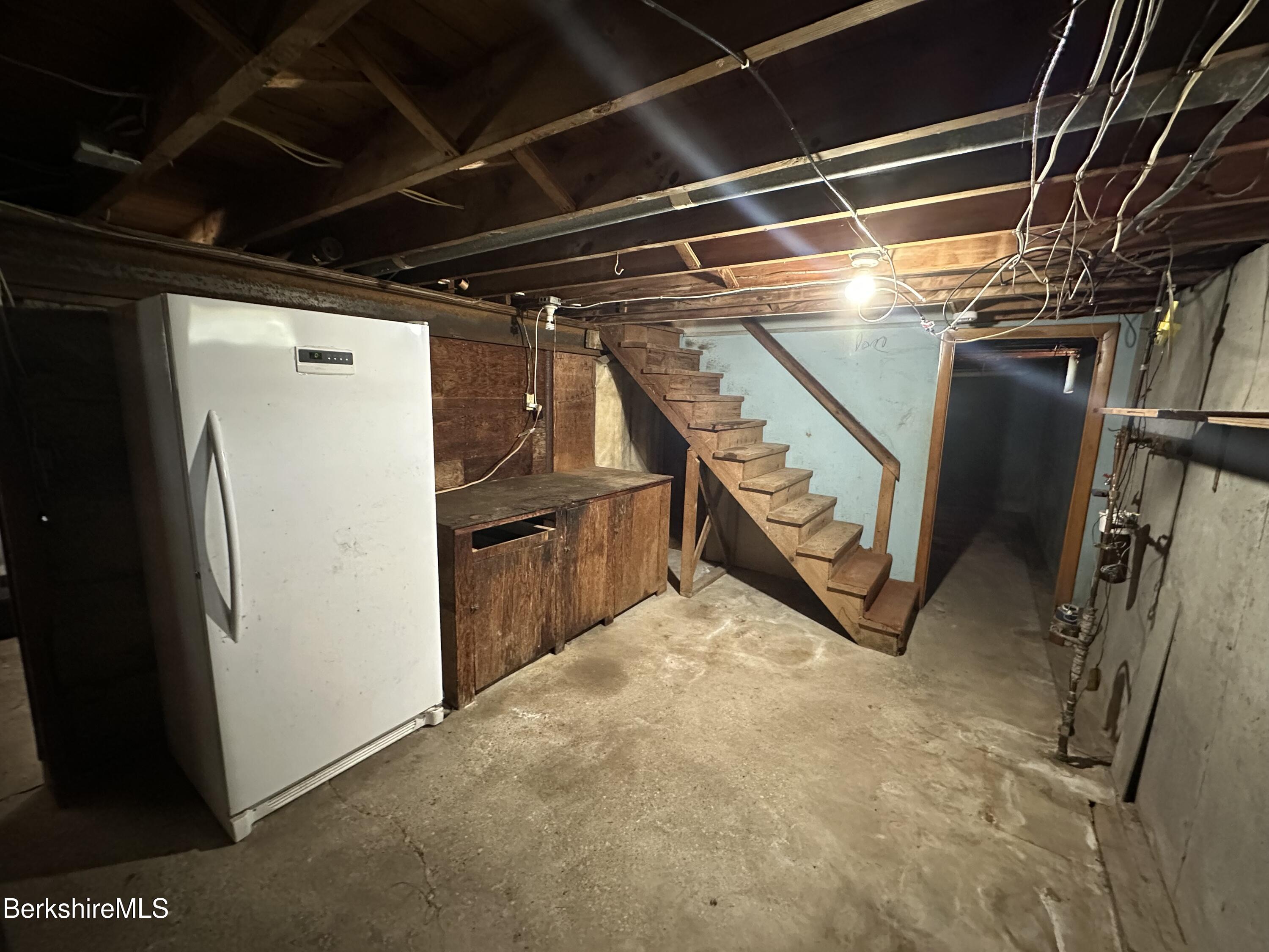 40 Stringer Avenue Lee, MA 01238 - Photo 35 of 63 IMG_4031