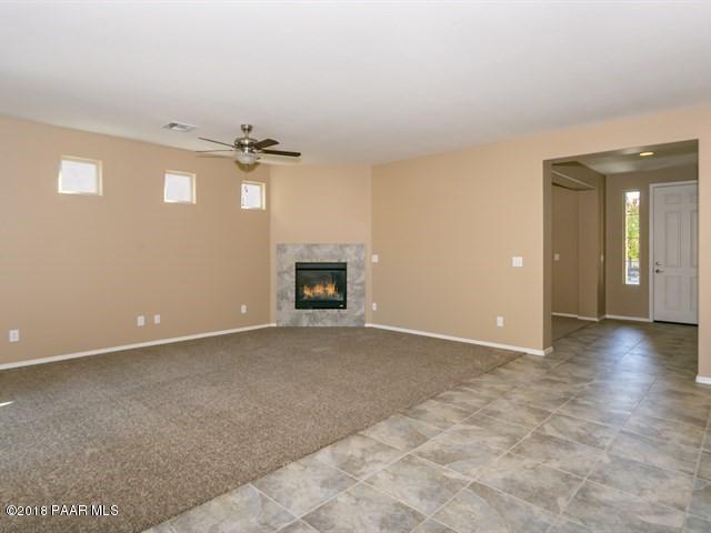 1083 Rigo Ranch Road Prescott Valley, AZ 86314 - Photo 3 of 28 003_Living Room