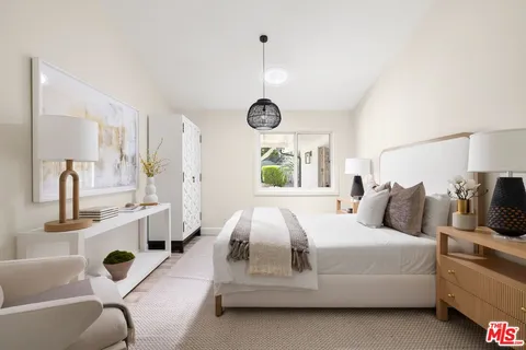 $1,995,000 | 24364 Crestlawn Street, Woodland Hills, CA 91367