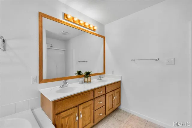 $425,000 | 454 Meier Lake Drive, Jackson, MO 63755