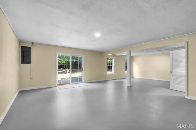 $425,000 | 454 Meier Lake Drive, Jackson, MO 63755