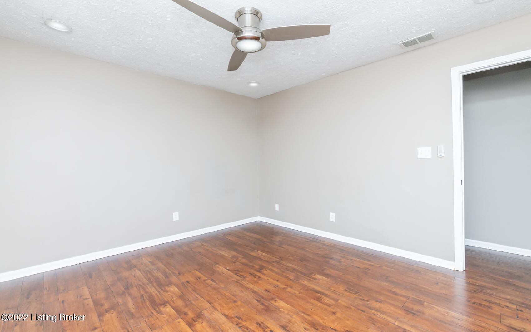 1923 Greenbriar Road Mount Washington, KY 40047 - Photo 28 of 36 MLS-133