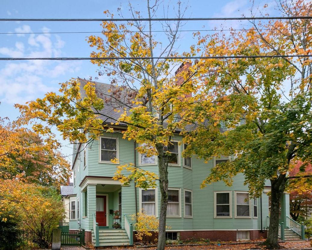 304 Spring Street Portland, ME 04102 - Photo 2 of 61 304 Spring St Portland ME-large-001-041-