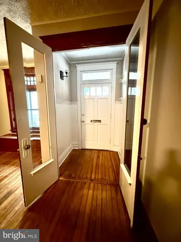 $2,200 | 110 West Pomfret Street, Carlisle, PA 17013