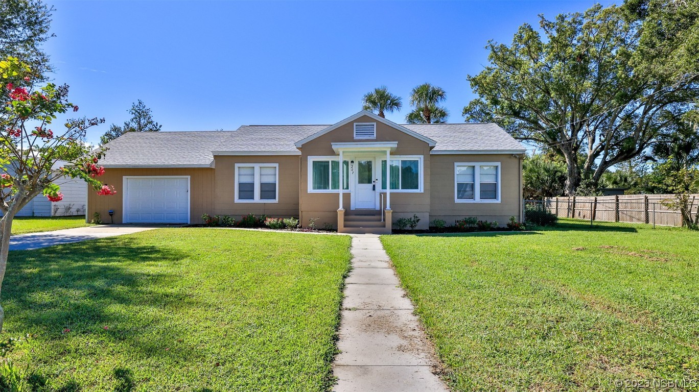 207 East Halifax Ave  