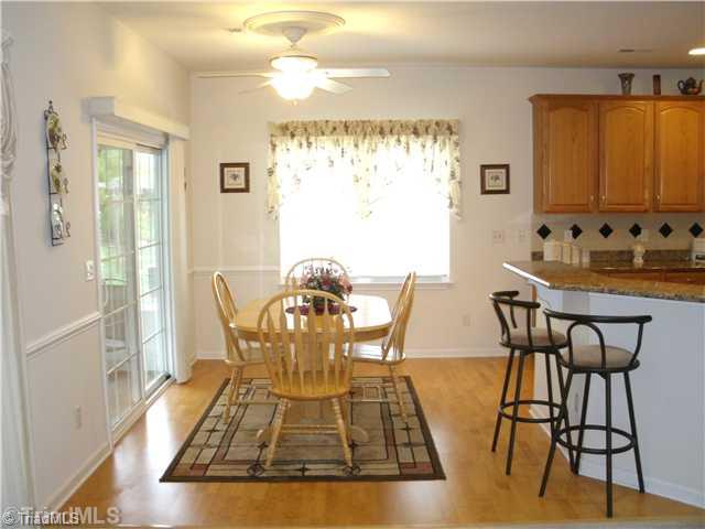 4438 Alexander Road Winston-Salem, NC 27106 - Photo 4 of 16 Breakfast.
