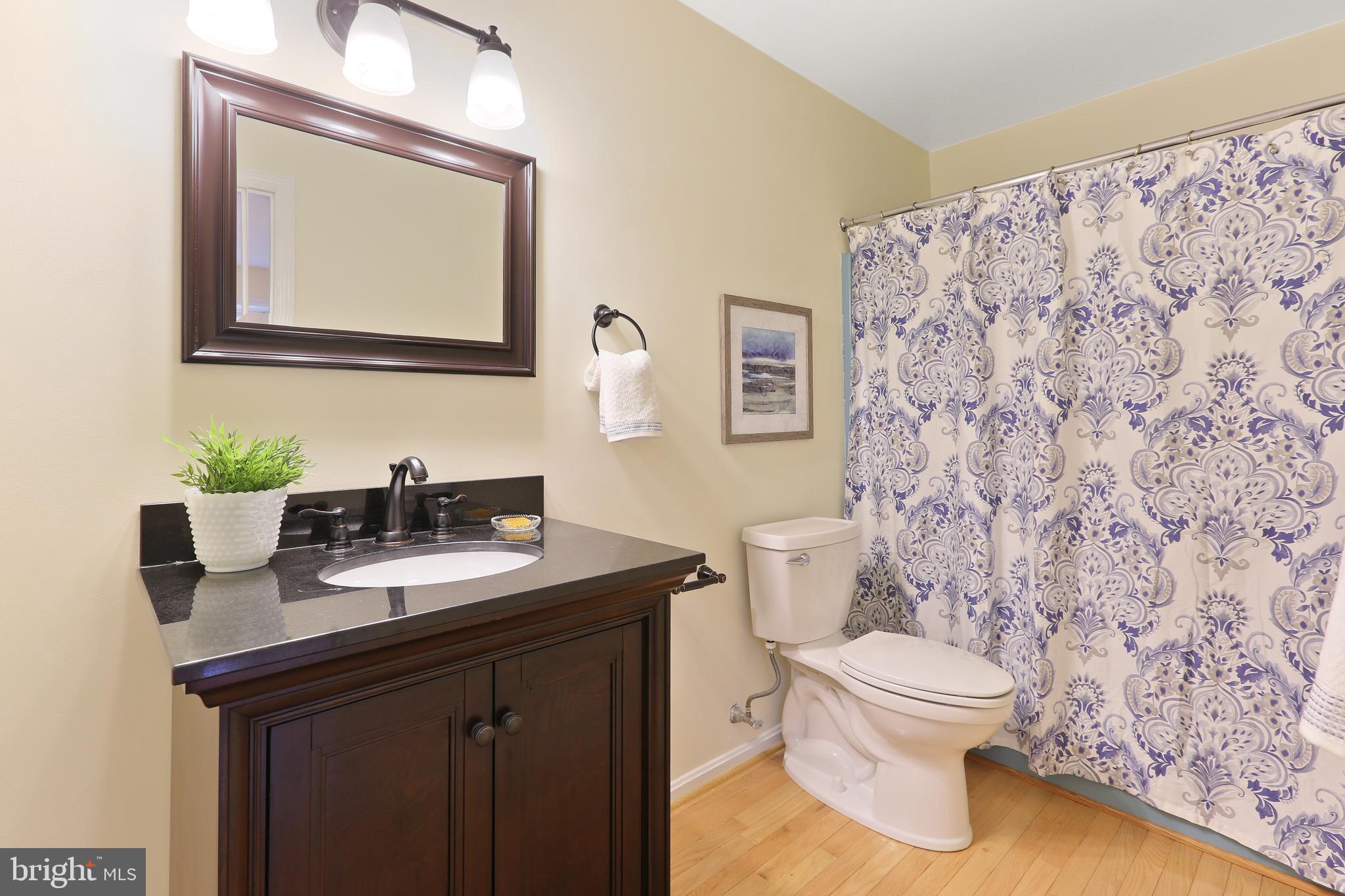1757 Gablehammer Road Westminster, MD 21157 - Photo 29 of 59 Private Bath / BR #2