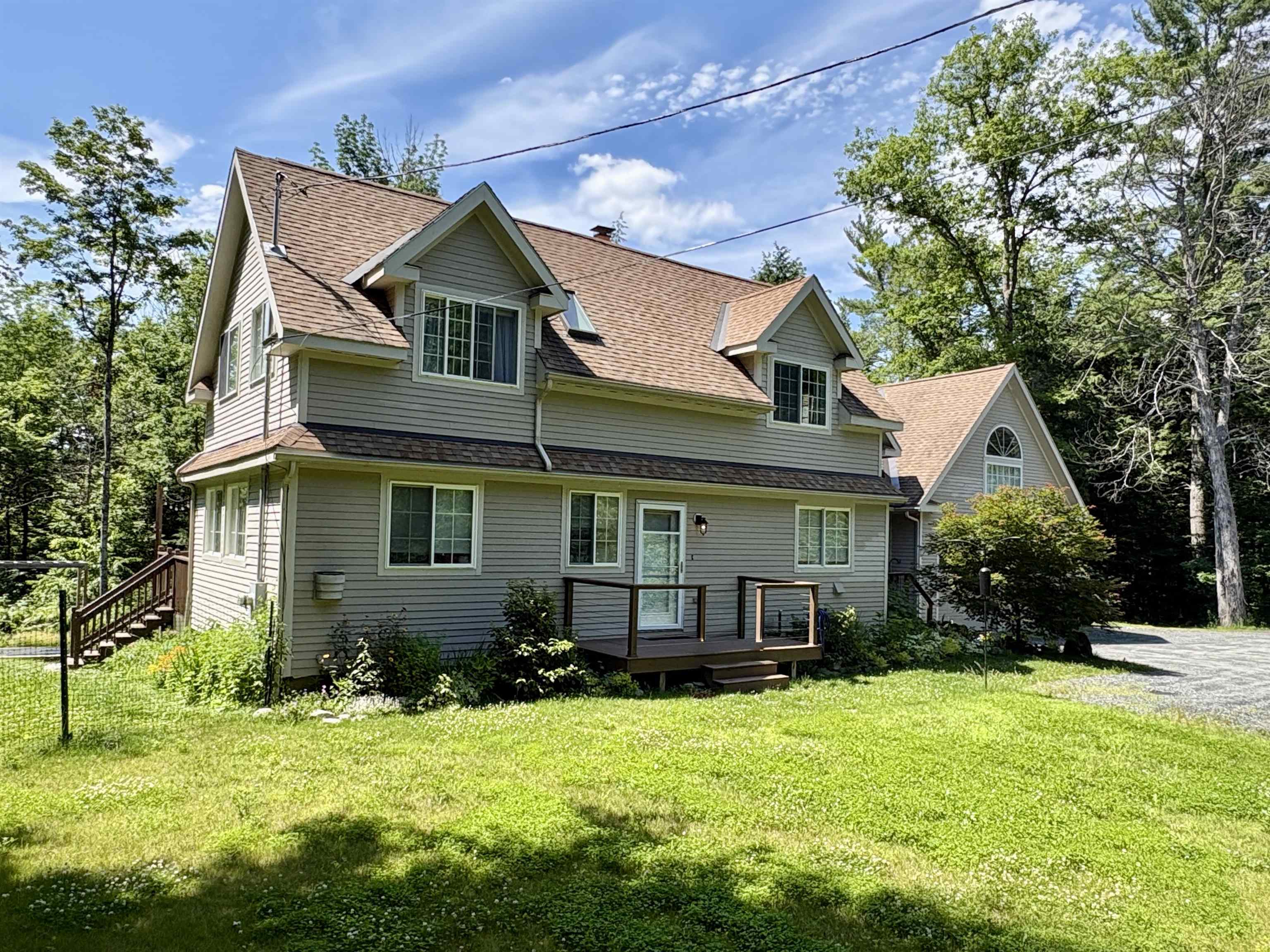 609 Marsh Family Road Hartford, VT 05059 - Photo 2 of 33