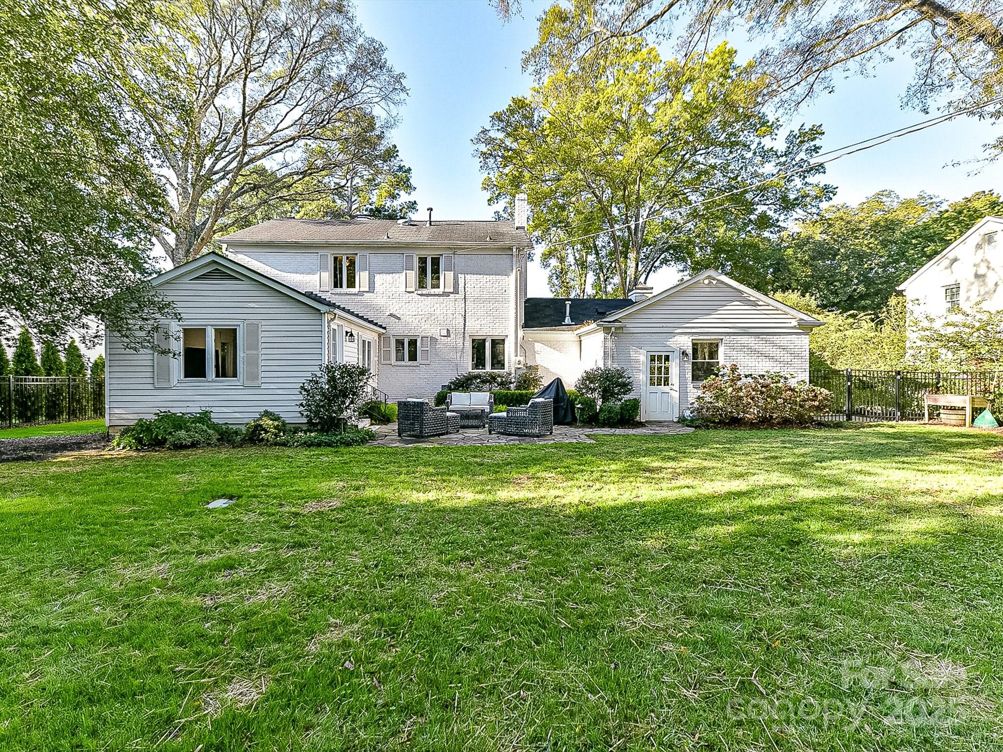 2235 Providence Road Charlotte, NC 28211 - Photo 36 of 43 Gallery Image 36
