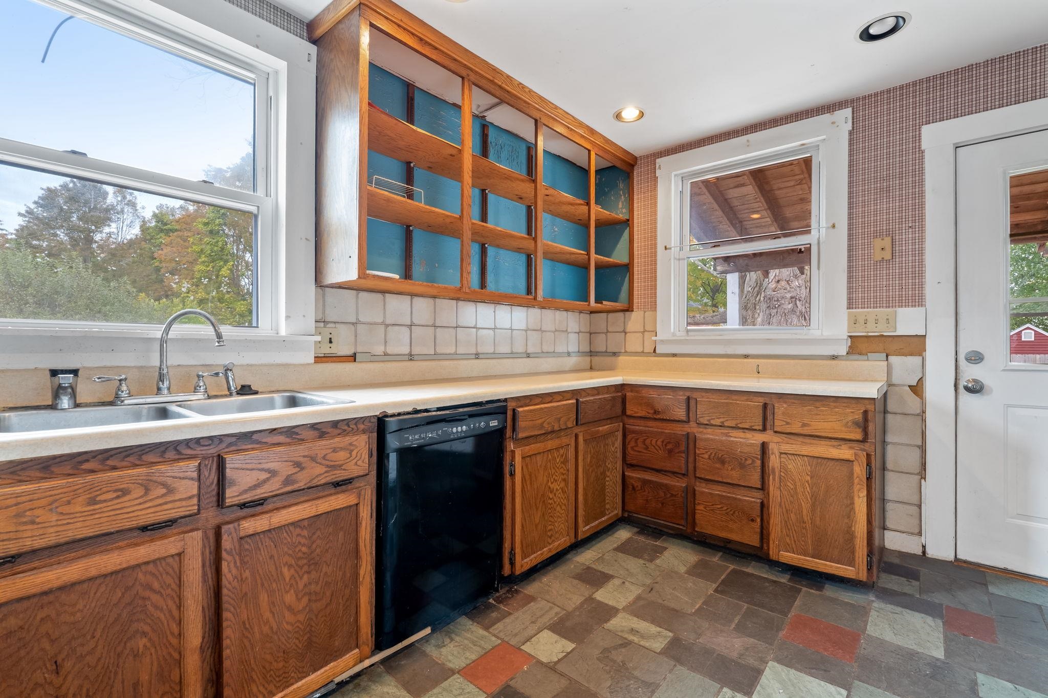 33 Spruce Street Concord, NH 03301 - Photo 13 of 38