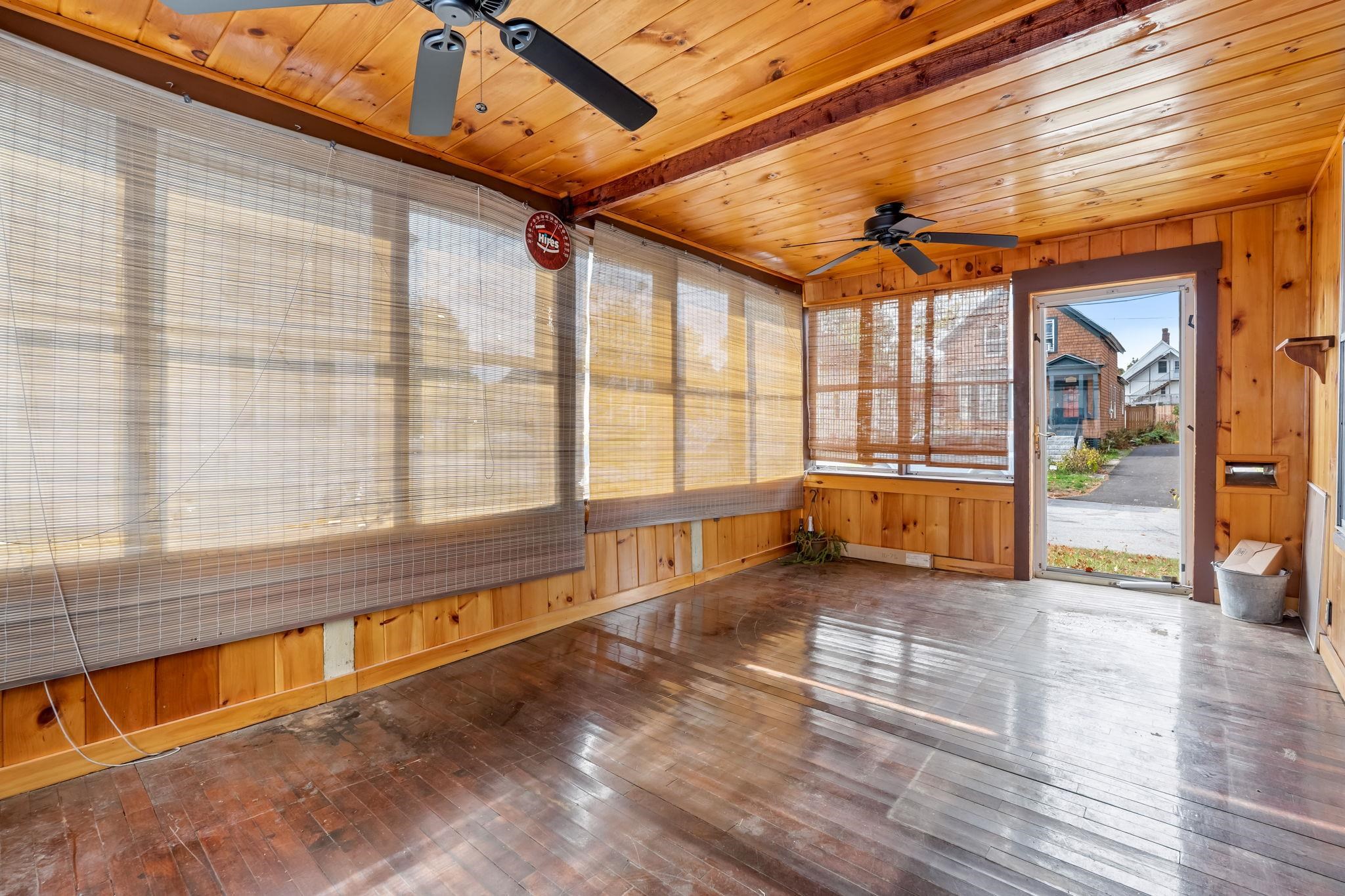 33 Spruce Street Concord, NH 03301 - Photo 3 of 38