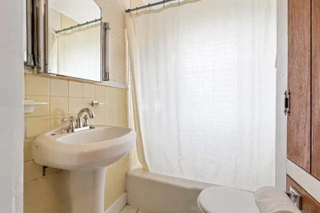 $425,000 | 33 Spruce Street, Concord, NH 03301