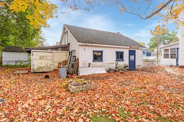 $425,000 | 33 Spruce Street, Concord, NH 03301