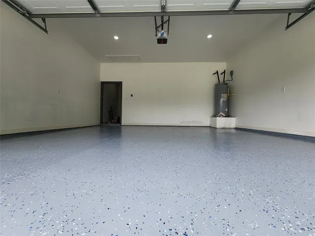 $299,500 | 701 Lakeland Drive, West Tawakoni, TX 75474