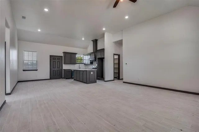 $299,500 | 701 Lakeland Drive, West Tawakoni, TX 75474