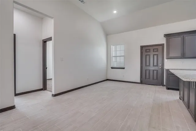 $299,500 | 701 Lakeland Drive, West Tawakoni, TX 75474