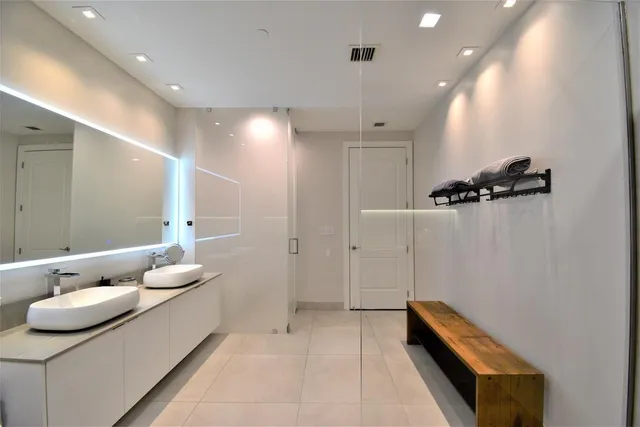 a view of front of house with a yard