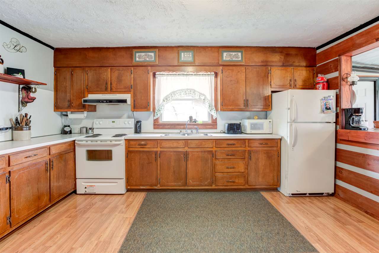 7760 Locust Road Tell City, IN 47586 - Photo 15 of 32