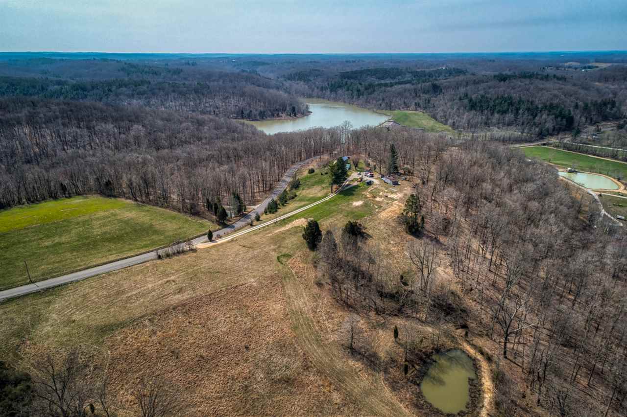 7760 Locust Road Tell City, IN 47586 - Photo 7 of 32