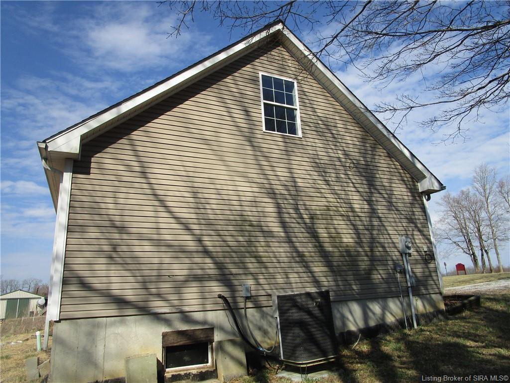 8039 Elizabeth New Middletown Road Southeast Elizabeth, IN 47117 - Photo 9 of 27 Gallery Image 9