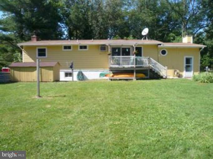 19829 Memory Lane, Unit 8 Sterling, VA 20165 - Photo 13 of 23 Exterior (Rear)