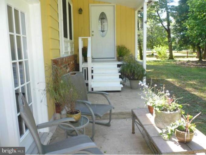 19829 Memory Lane, Unit 8 Sterling, VA 20165 - Photo 17 of 23 Patio