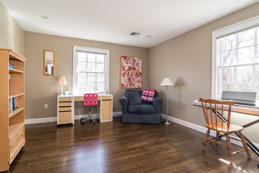 202 Bristol Road Wellesley, MA 02481 - Photo 19 of 29