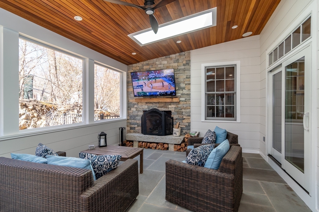 202 Bristol Road Wellesley, MA 02481 - Photo 24 of 29