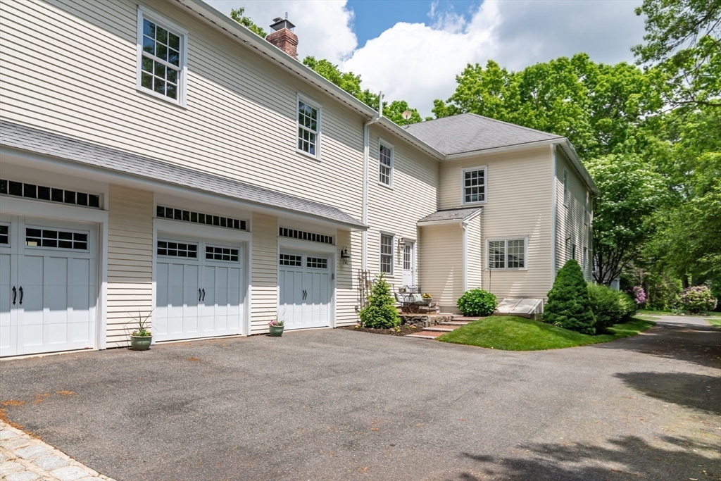 202 Bristol Road Wellesley, MA 02481 - Photo 26 of 29