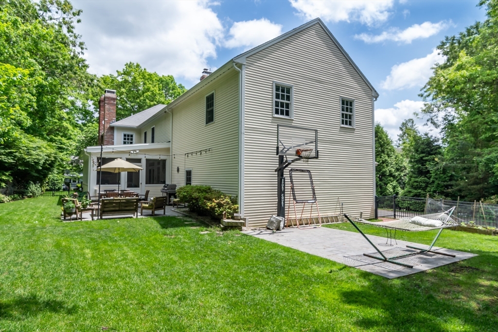 202 Bristol Road Wellesley, MA 02481 - Photo 28 of 29