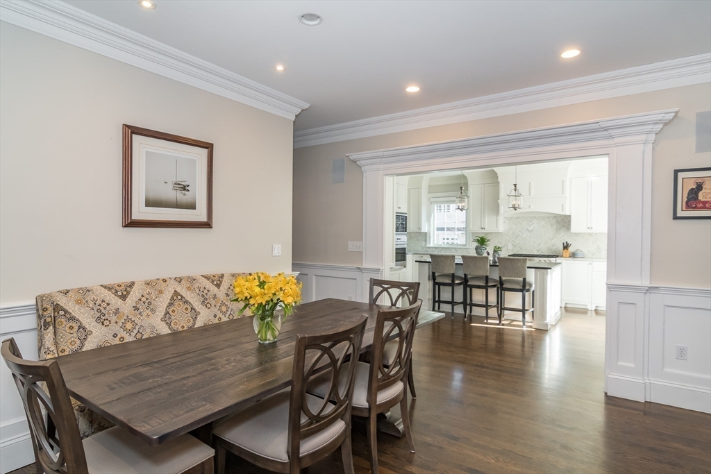 202 Bristol Road Wellesley, MA 02481 - Photo 5 of 29