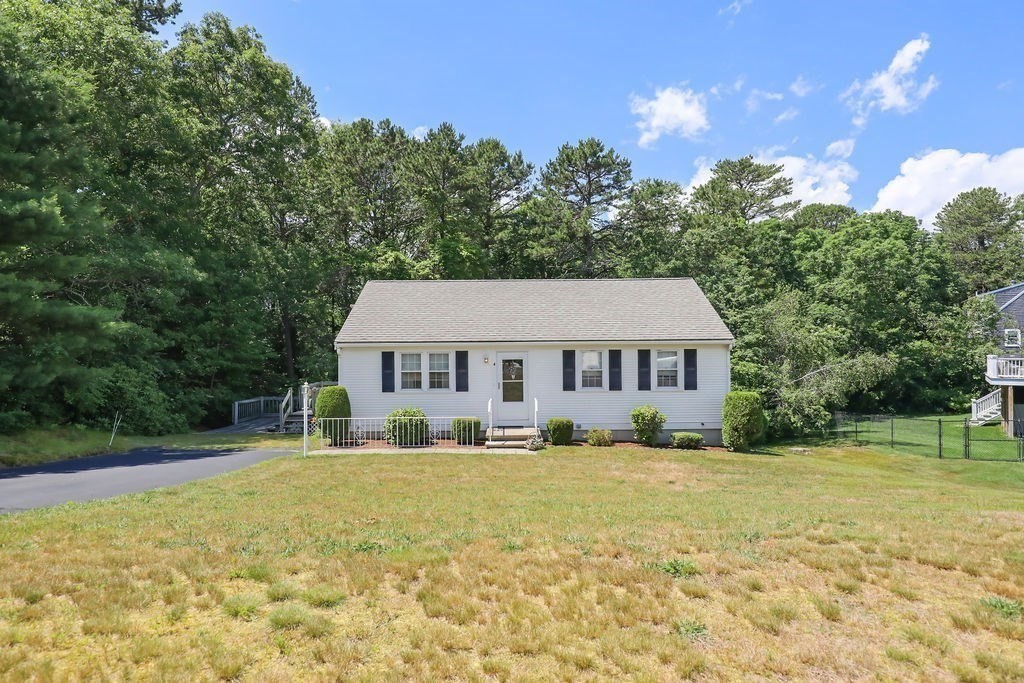 4 Ryder Circle Sandwich, MA 02563 - Photo 4 of 40