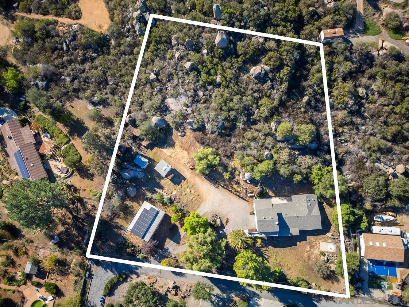 18435 Chablis Road Ramona, CA 92065 - Photo 2 of 49 Gallery Image 2