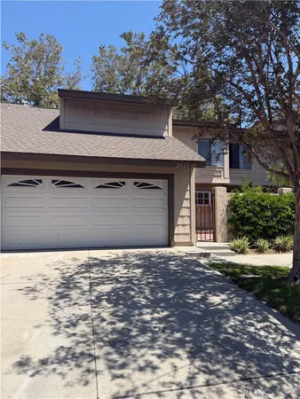 $319,900 | 2624 North Tustin Avenue, Unit D, Santa Ana, CA 92705
