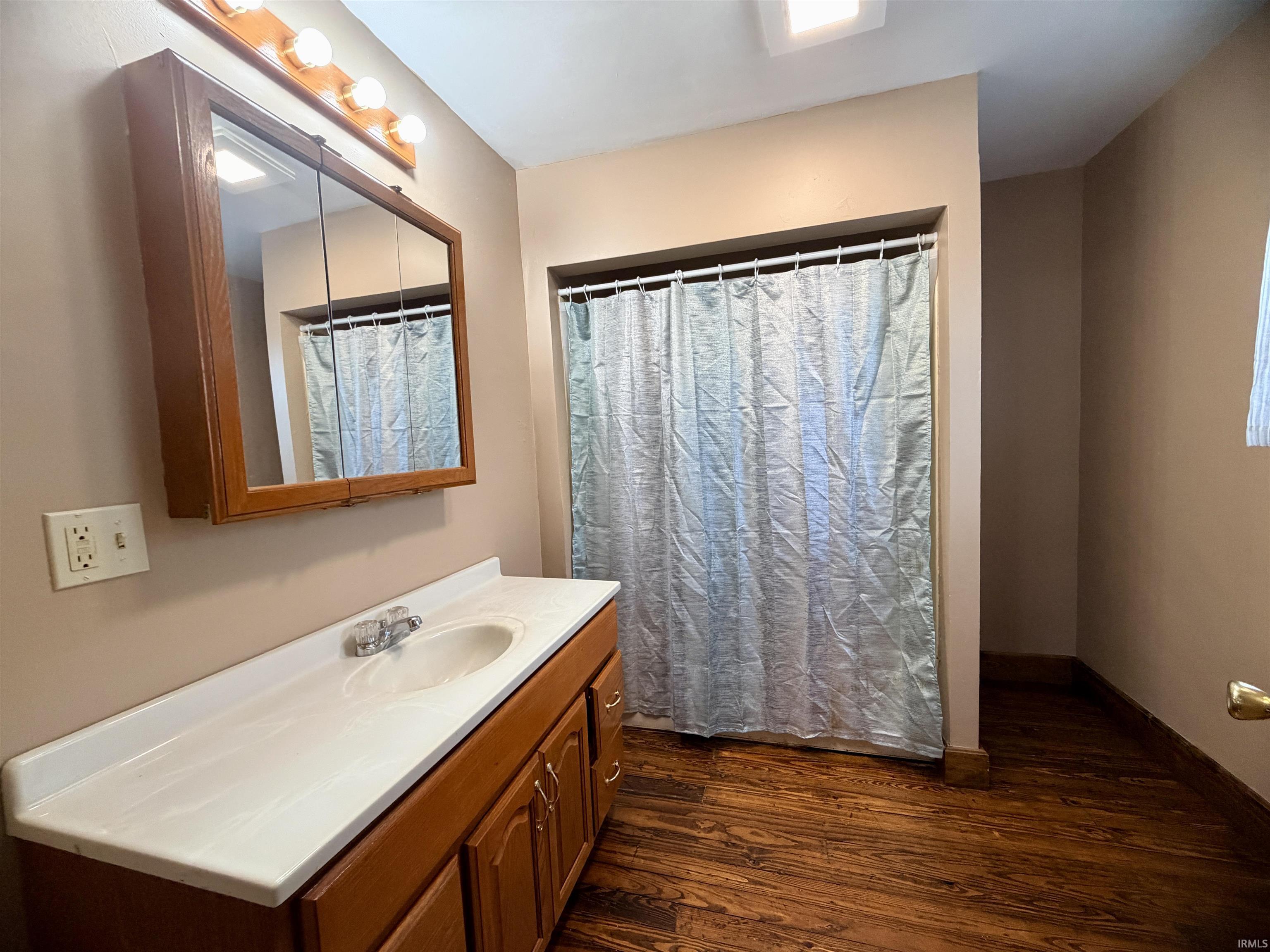 307 East Spring Street Bluffton, IN 46714 - Photo 19 of 36 Gallery Image 19