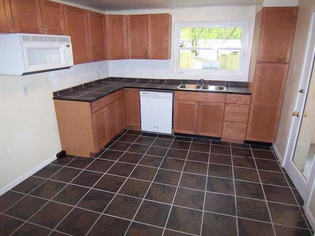 2619 Chester Road Columbus, OH 43231 - Photo 5 of 7