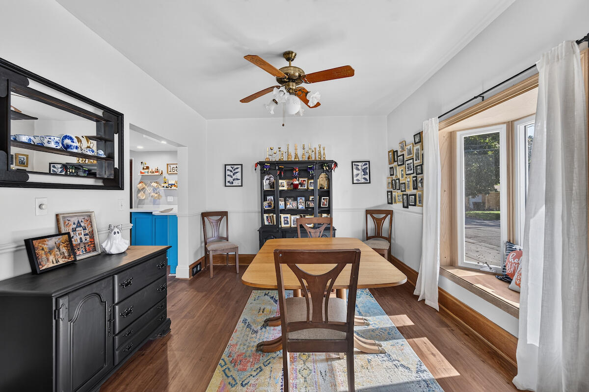 3525 Sheridan Road Mount Pleasant, WI 53403 - Photo 6 of 29 Dining Area