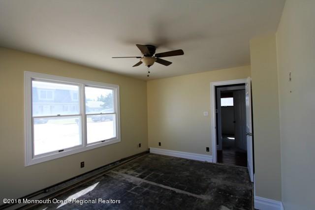 23 Sands Point Road Waretown, NJ 08758 - Photo 6 of 14 351-623922 Bedroom 1 (11)