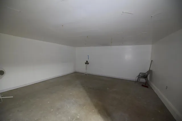 $500,000 | 18625 Skunk Lake Road, Sandstone, MN 55072