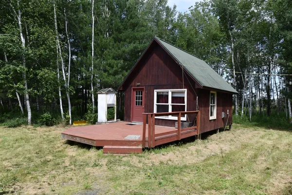 $400,000 | 18625 Skunk Lake Road, Sandstone, MN 55072
