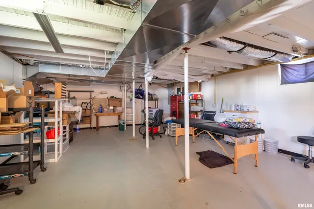 $55,000 | 1214 East Sloan Street, Harrisburg, IL 62946