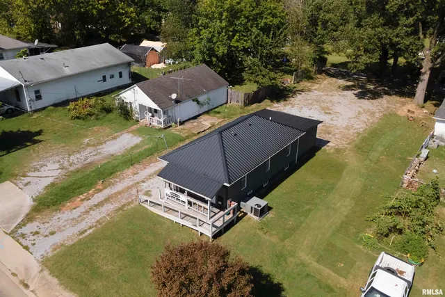 $55,000 | 1214 East Sloan Street, Harrisburg, IL 62946