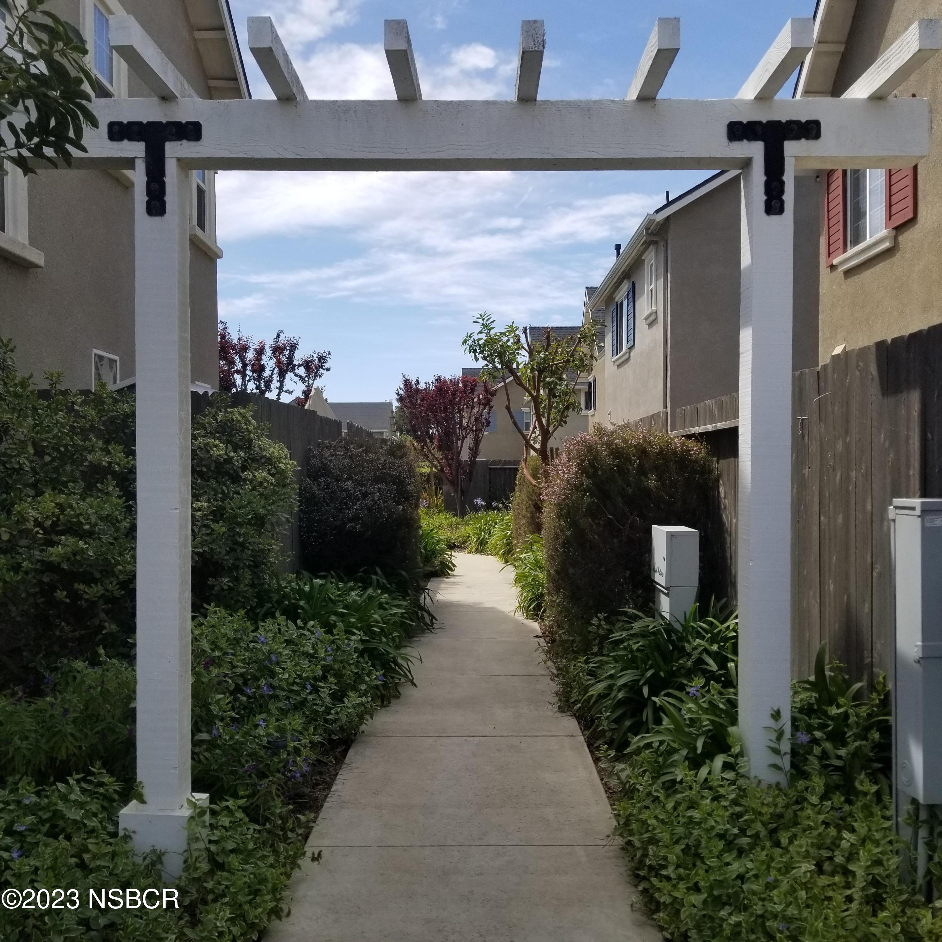 1323 Crown Circle Lompoc, CA 93436 - Photo 19 of 21 20230408_141723