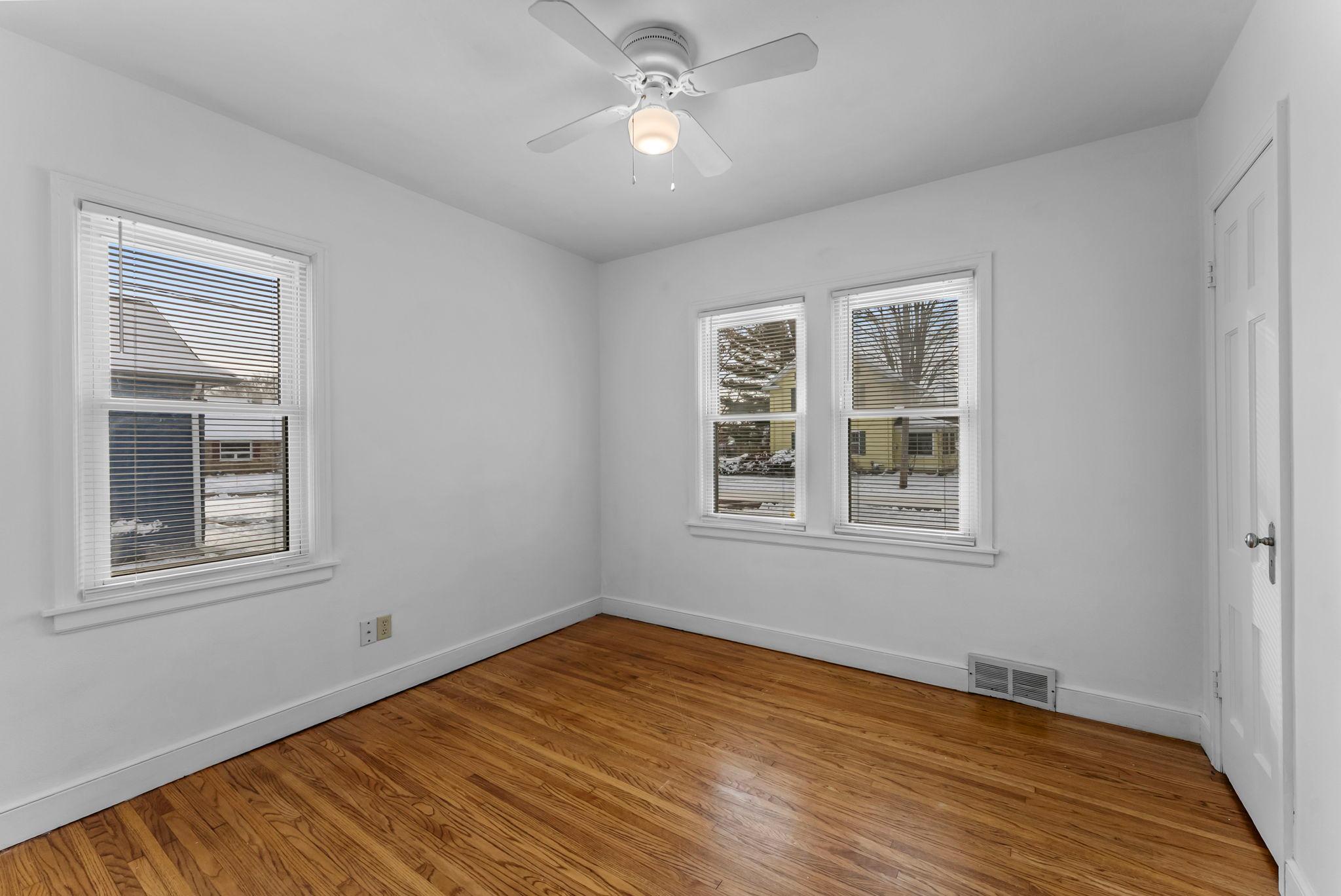 318 13th Avenue Southeast Rochester, MN 55904 - Photo 7 of 20