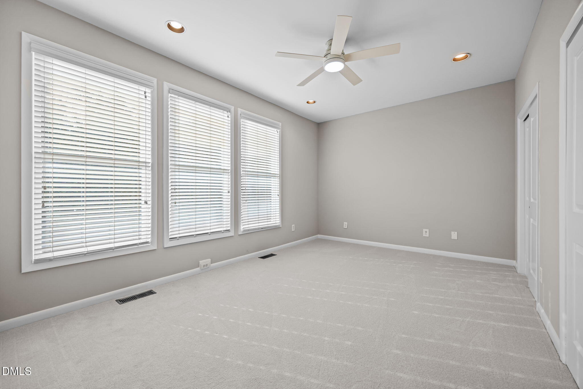 835 The Village Circle Raleigh, NC 27615 - Photo 14 of 33 19-web-or-mls-IMG_7371