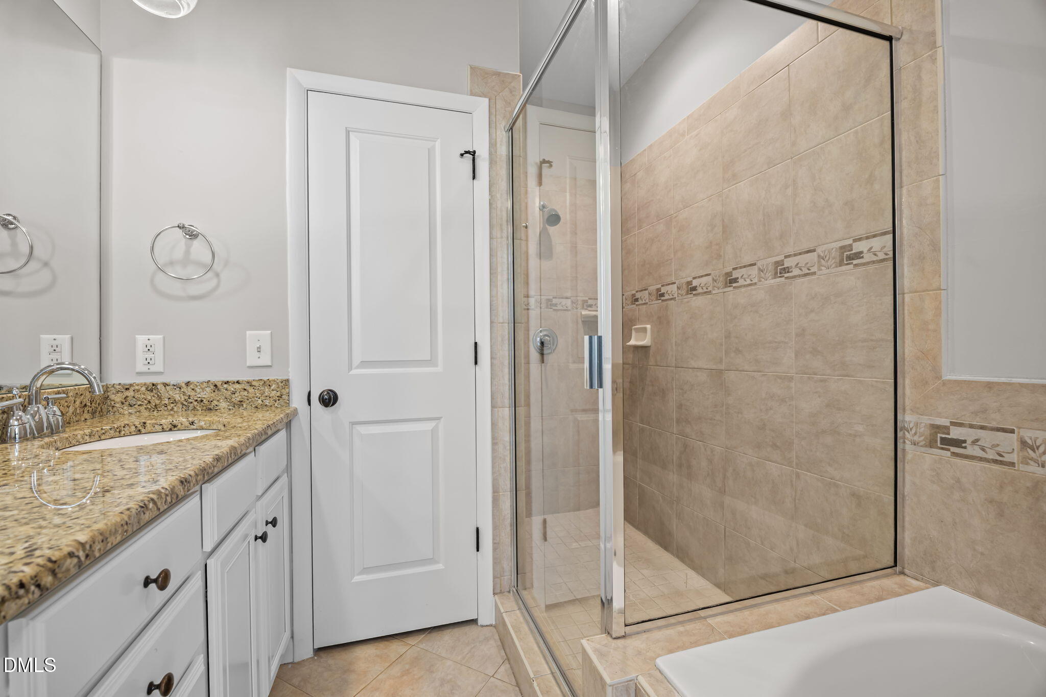 835 The Village Circle Raleigh, NC 27615 - Photo 18 of 33 23-web-or-mls-IMG_7383