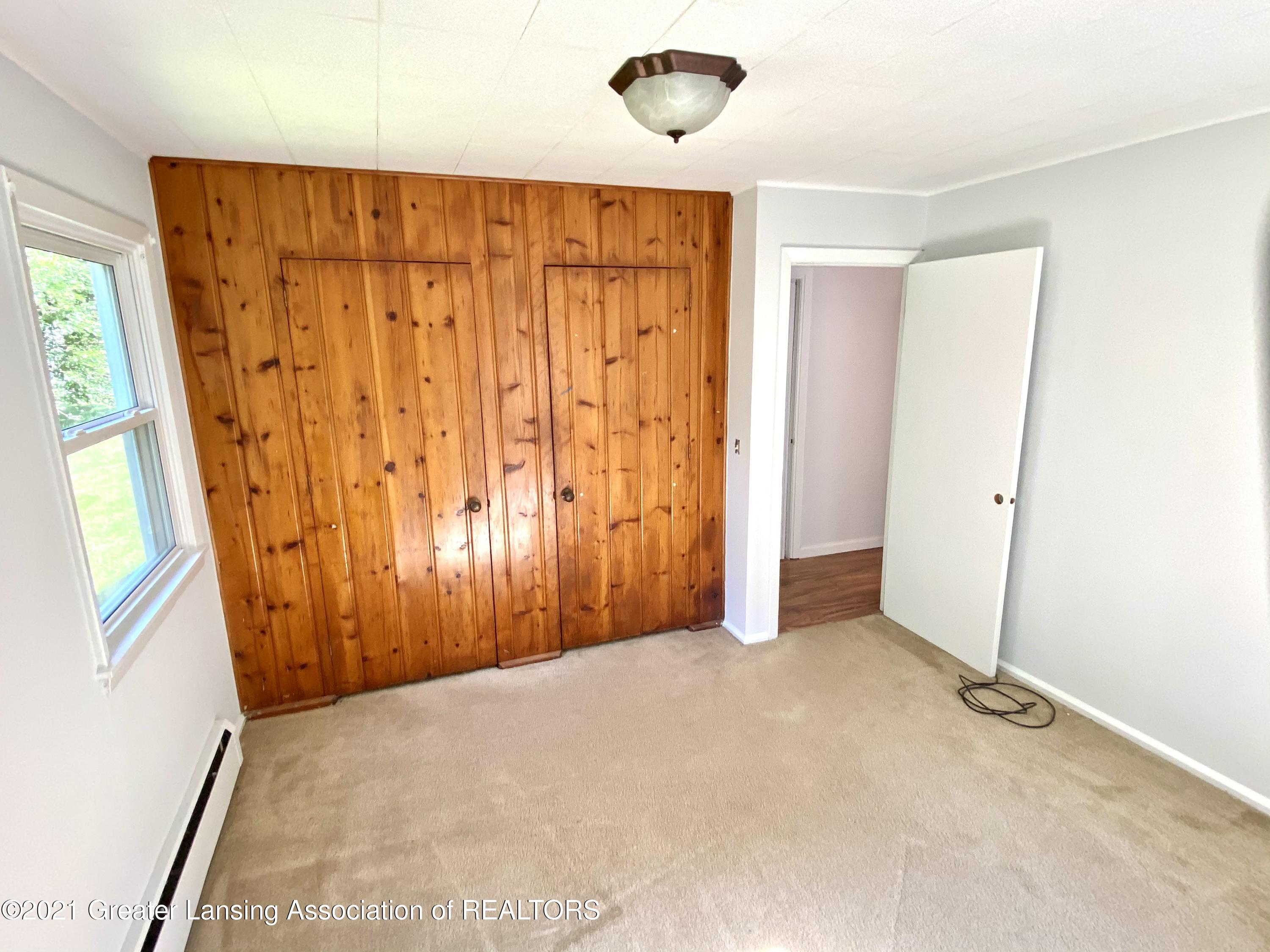 16074 Brook Road Lansing, MI 48906 - Photo 20 of 40 Bedroom 2