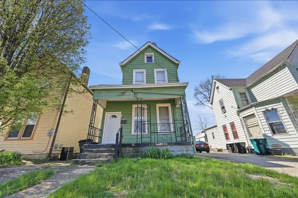 $180,000 | 107 65th Street West, Cincinnati, OH 45216
